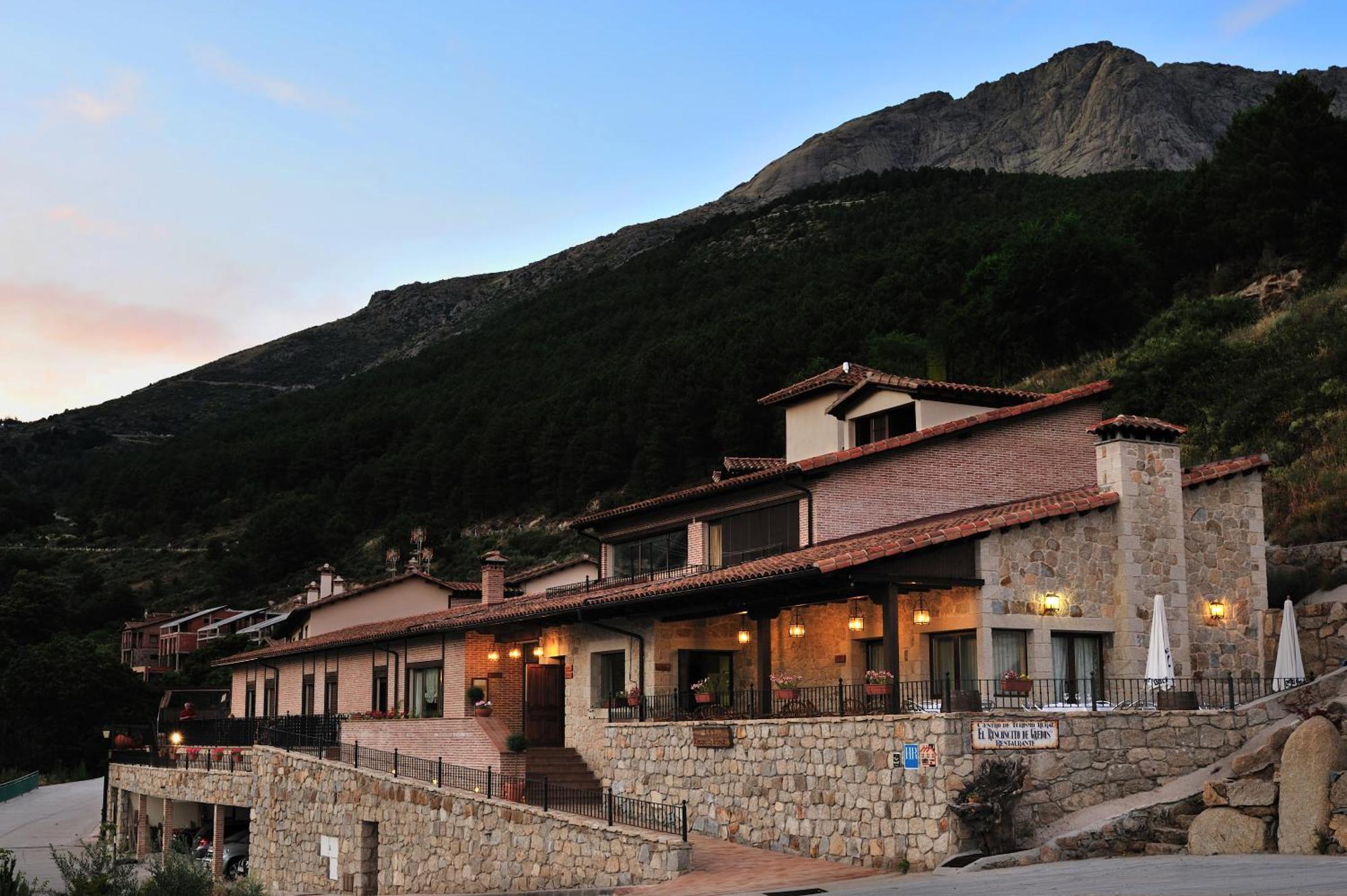 Hotel Rural Y Restaurante, Rinconcito De Gredos Cuevas Del Valle Kültér fotó