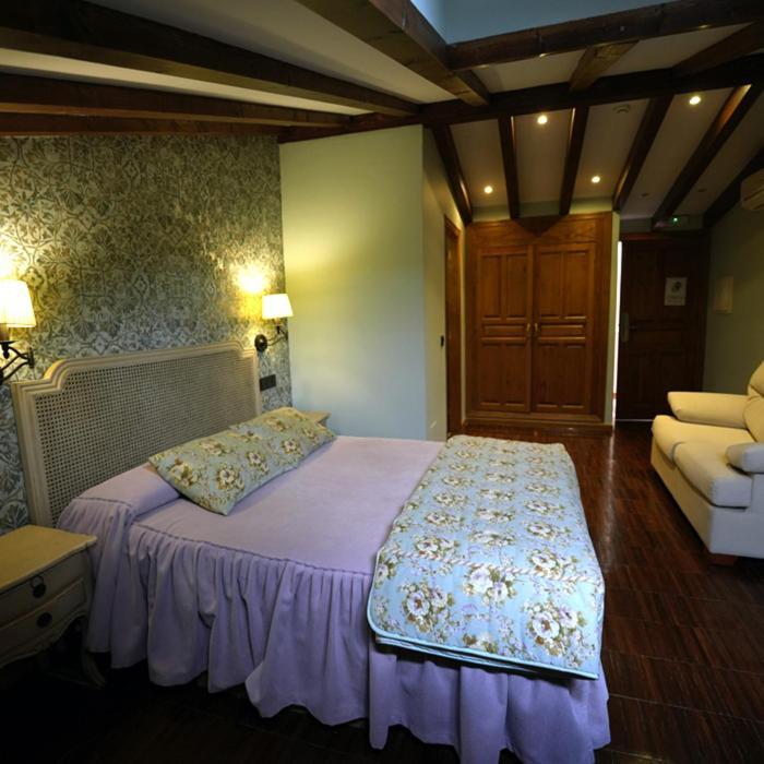 Hotel Rural Y Restaurante, Rinconcito De Gredos Cuevas Del Valle Kültér fotó
